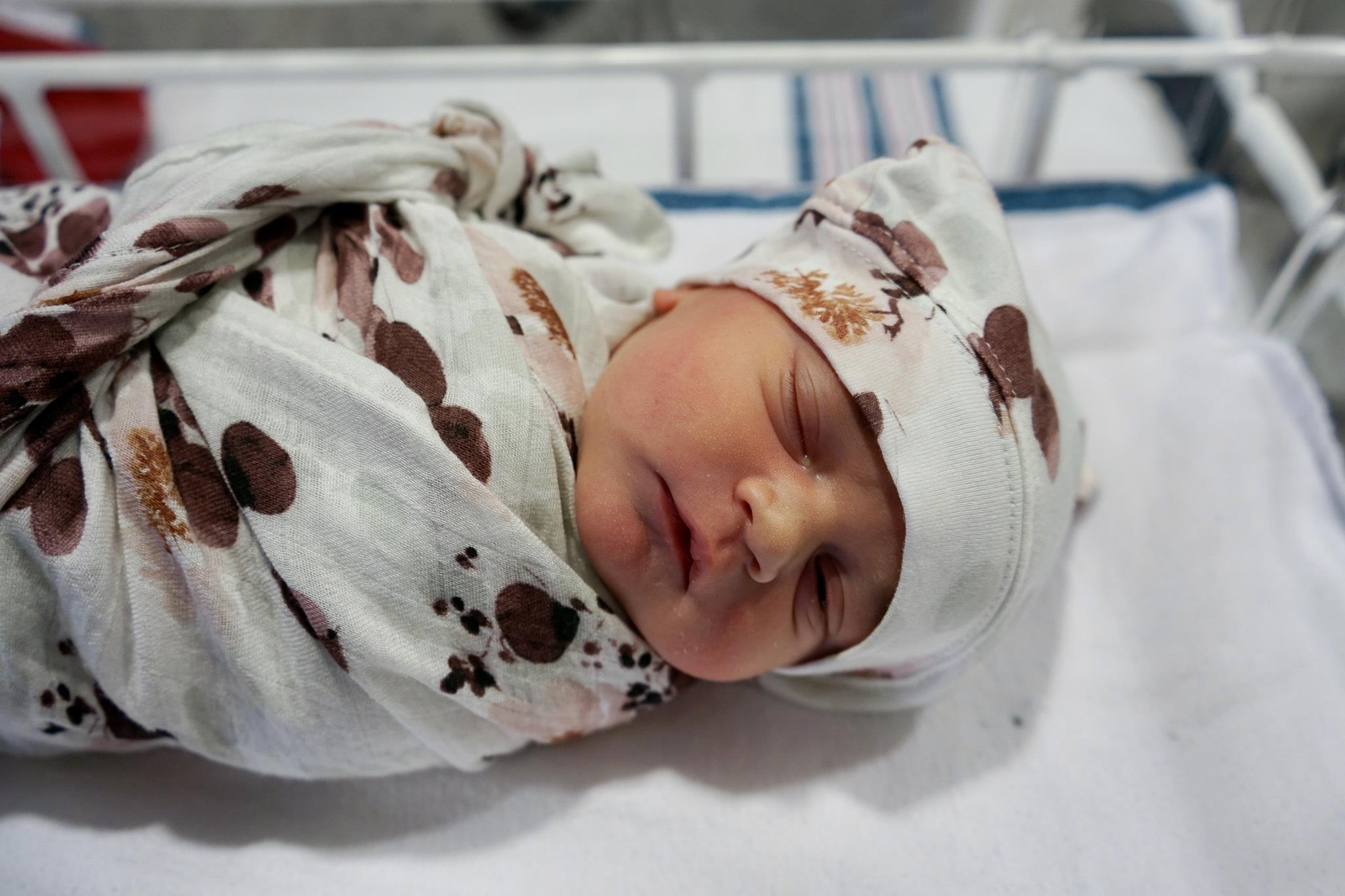 //www.haltonhealthcare.on.ca/_imc/newsrelease/s106058/sgfi84784/0/0/dsc05871.jpeg