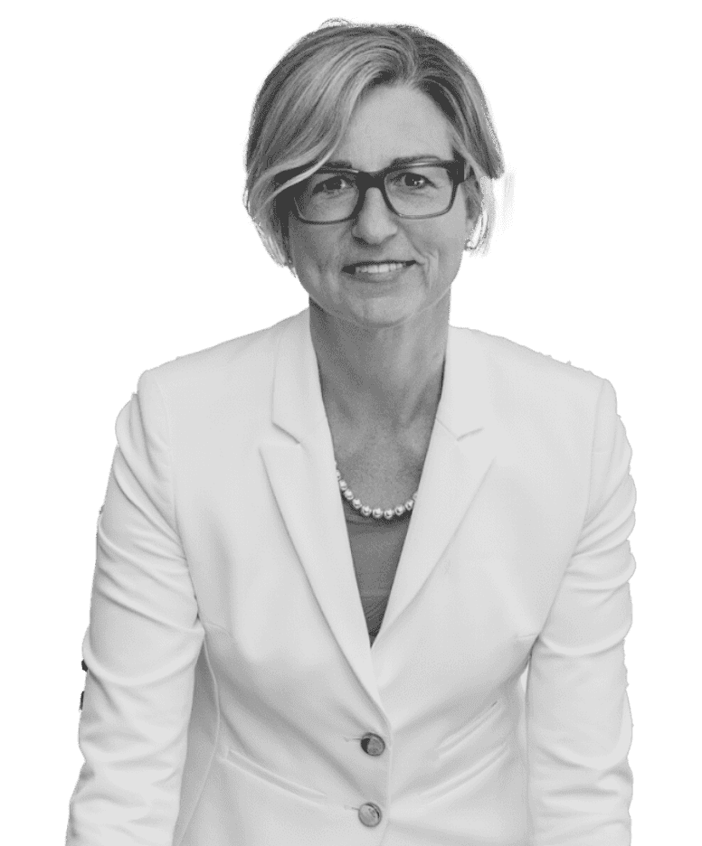 /site_files/content/annual-report/2022/leadership/denisehardenne-profile-photo2x.png